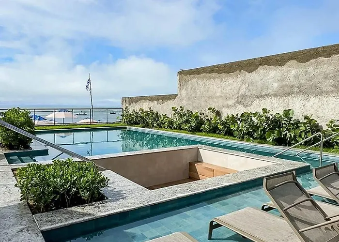 Mirante de Porto - Flat Beira-Mar nas Piscinas Naturais de por Yolo